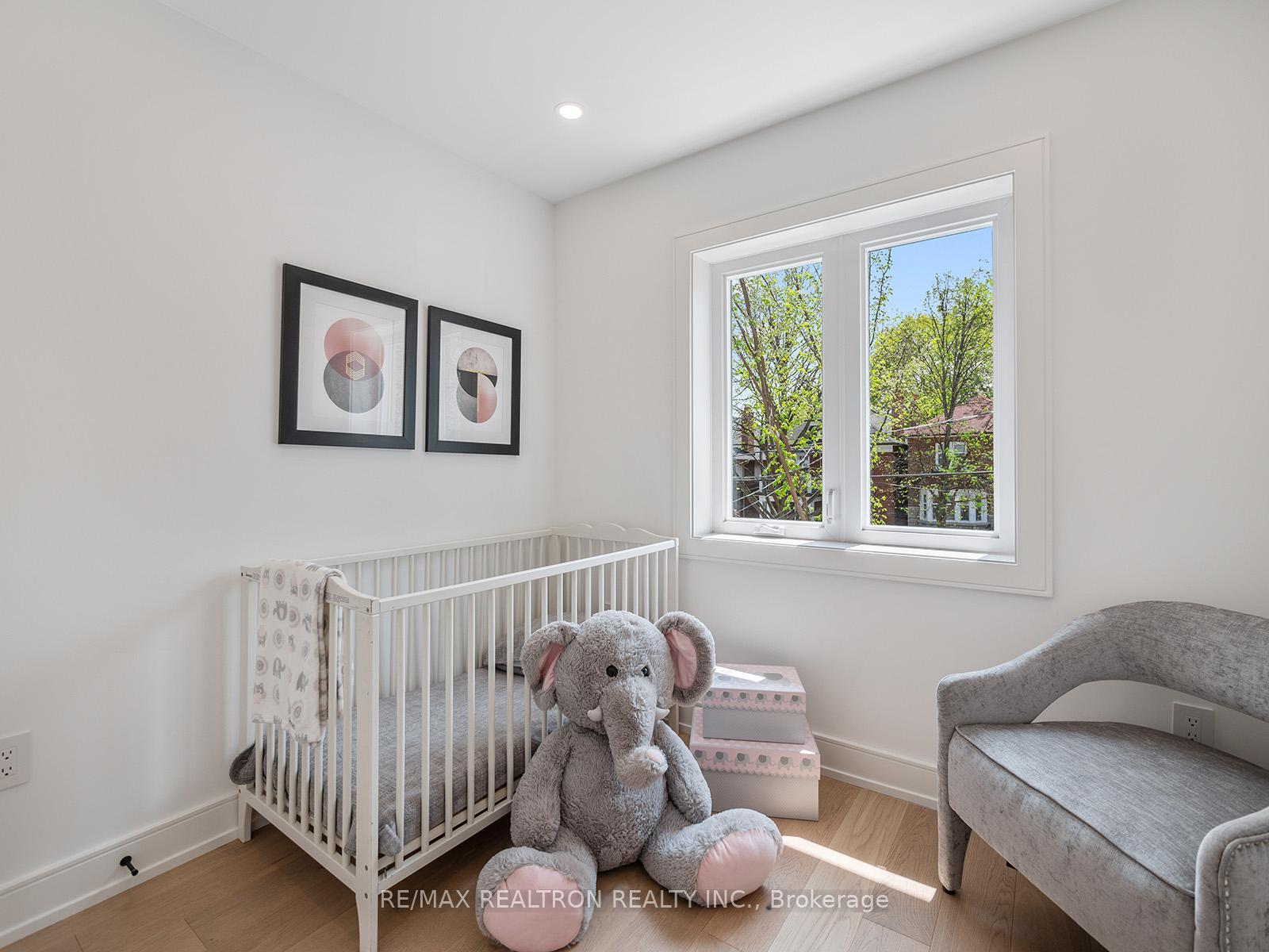 Photo 1 of 144 Manor Road E, Toronto, Mount Pleasant West — HOMEH