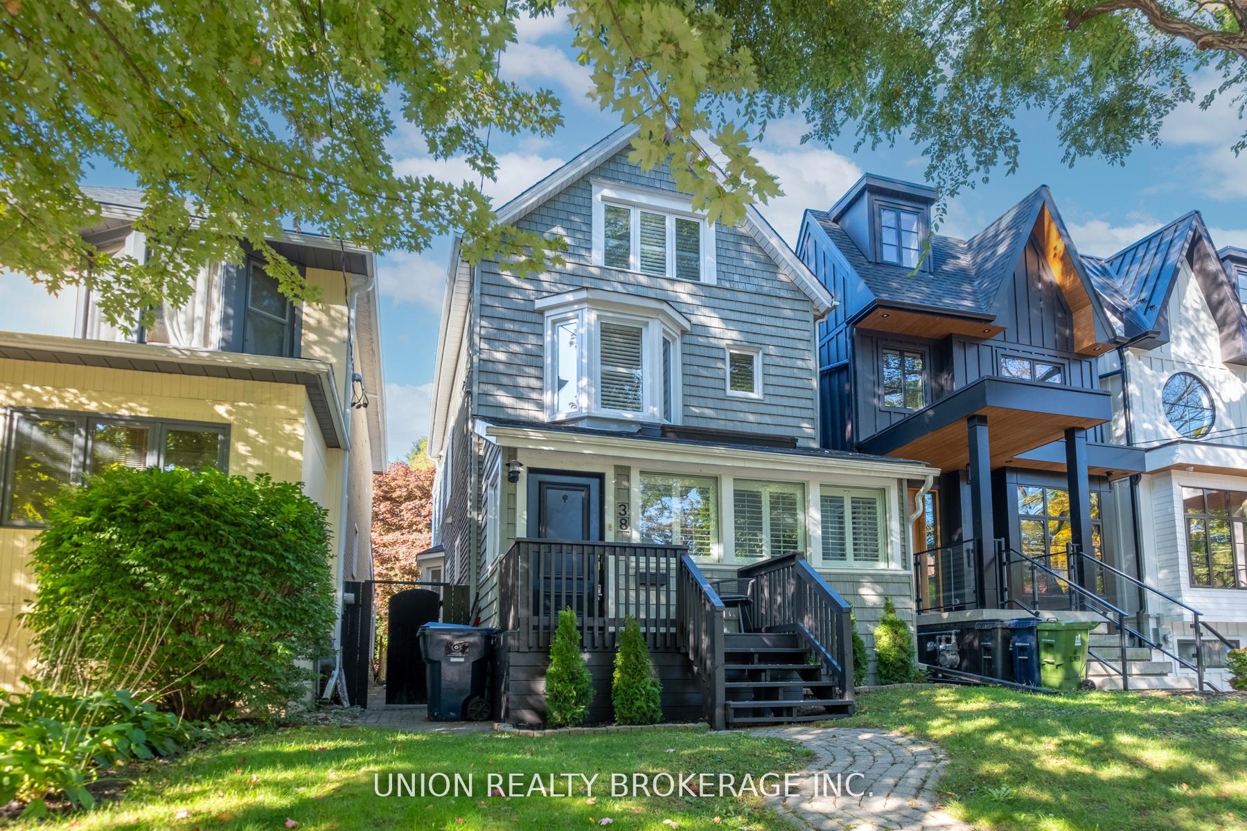Photo 4 of 38 Elmer Avenue, Toronto, The Beaches — HOMEH
