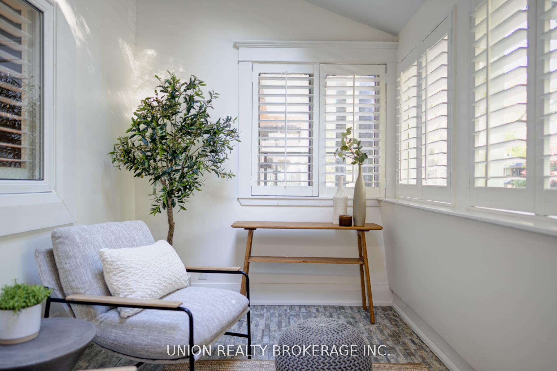 Photo 9 of 38 Elmer Avenue, Toronto, The Beaches — HOMEH