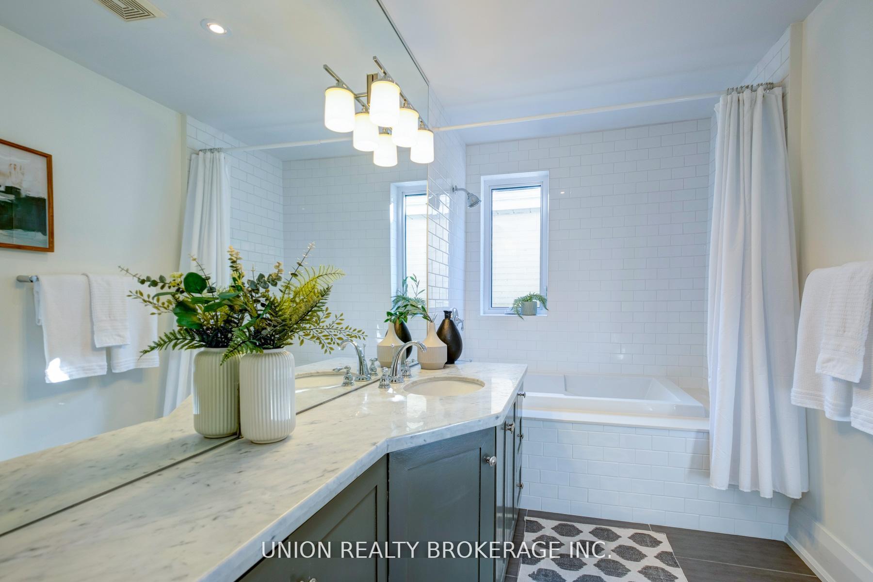 Photo 30 of 38 Elmer Avenue, Toronto, The Beaches — HOMEH