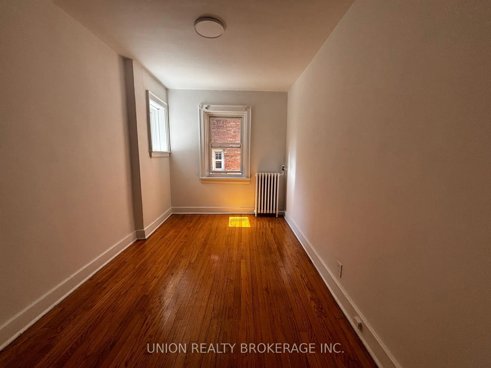 Photo 7 of Unit 202, 2405 Queen Street E, Toronto, The Beaches — HOMEH