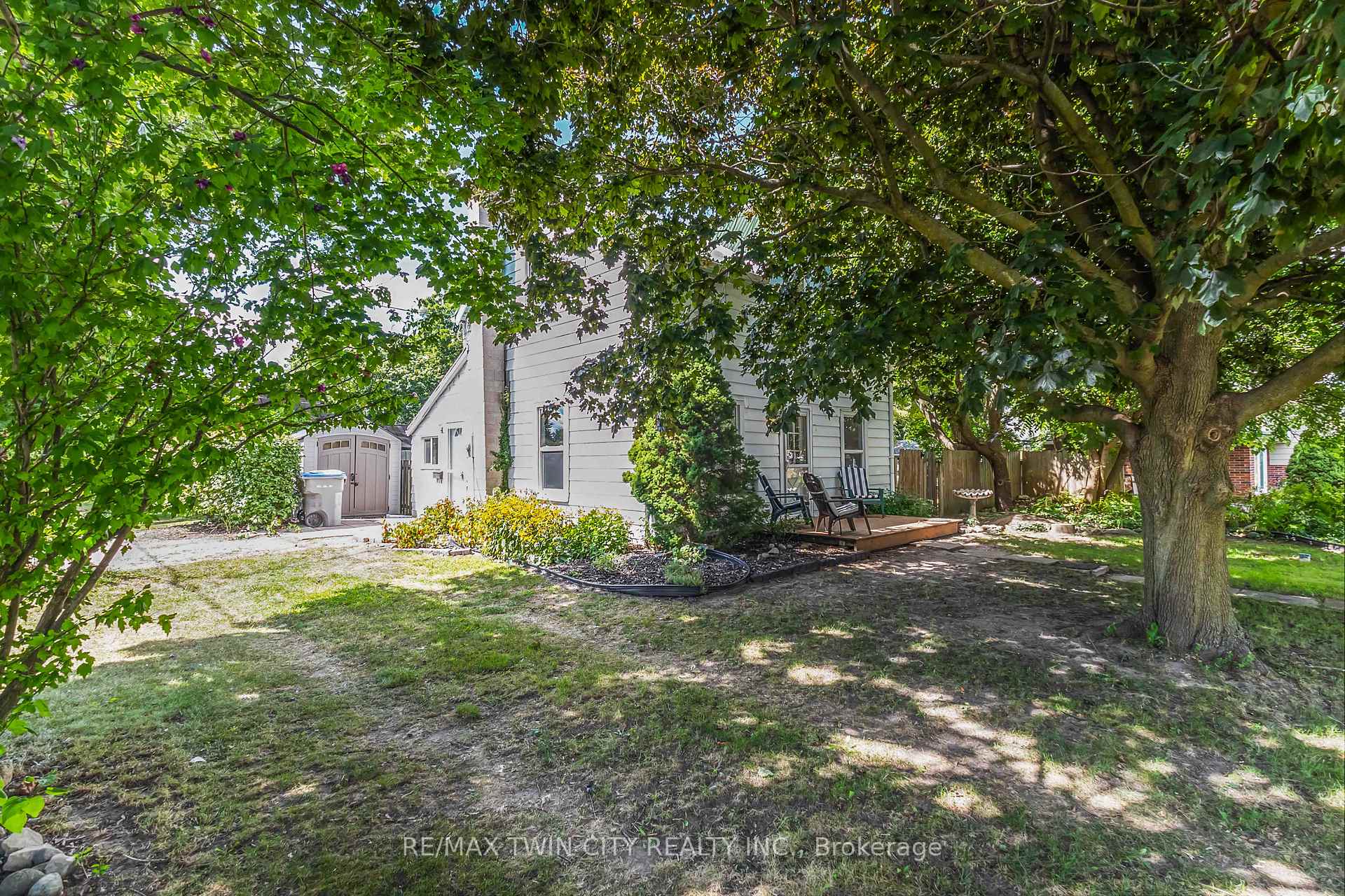 Photo 5 of 162 Adelaide Street, Strathroy-Caradoc, SW — HOMEH