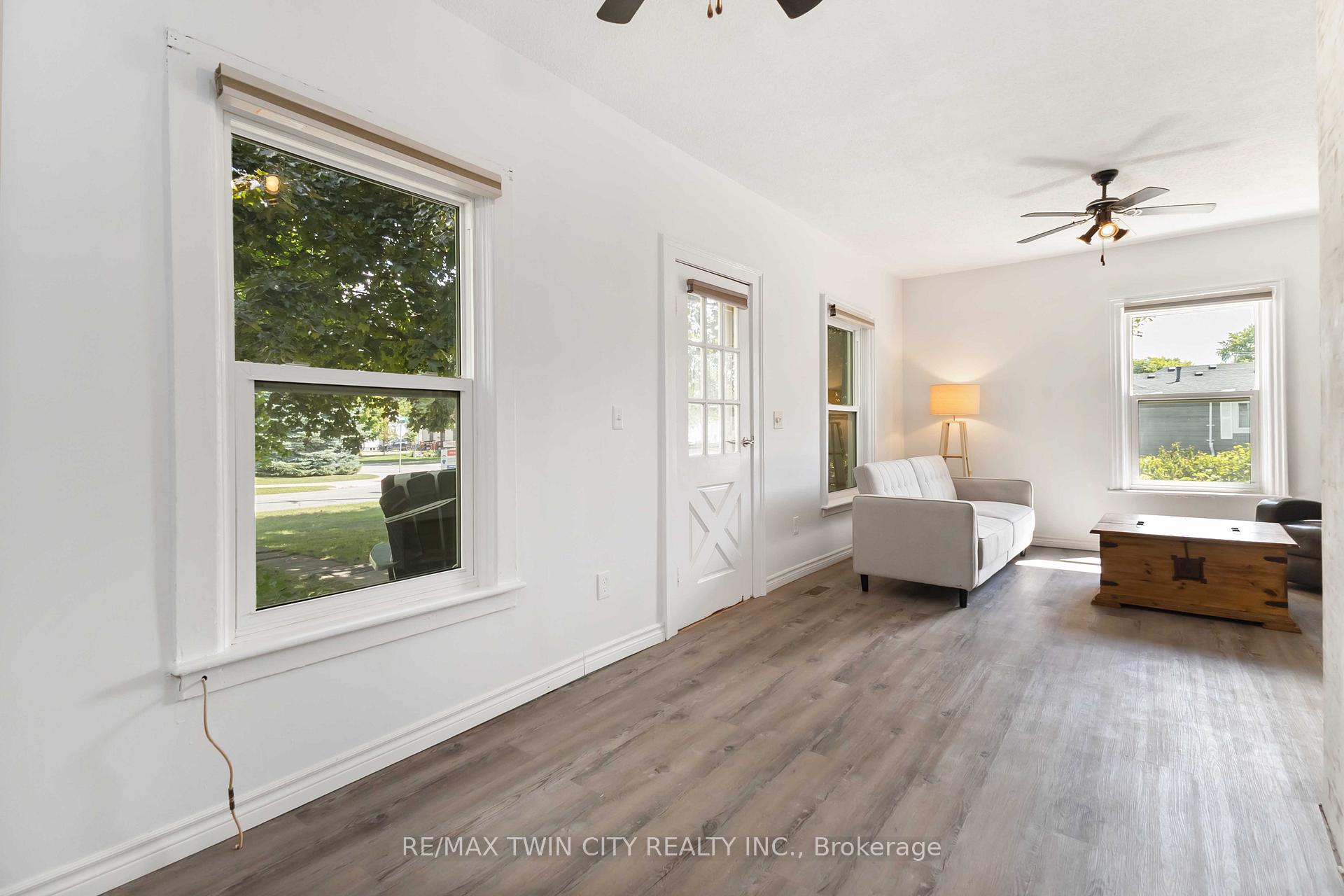 Photo 16 of 162 Adelaide Street, Strathroy-Caradoc, SW — HOMEH