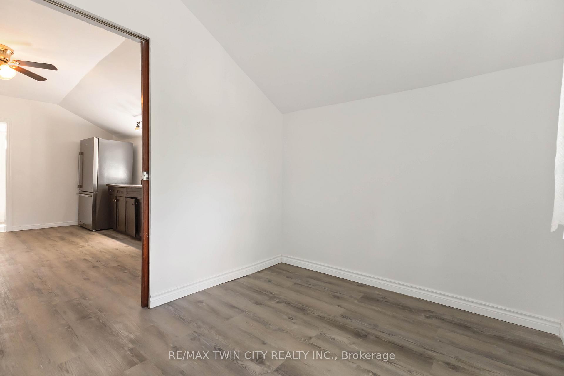 Photo 26 of 162 Adelaide Street, Strathroy-Caradoc, SW — HOMEH