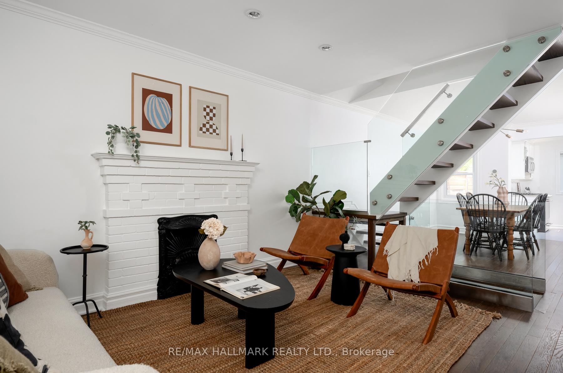 Photo 7 of 33 Ashdale Avenue, Toronto, Greenwood-Coxwell — HOMEH