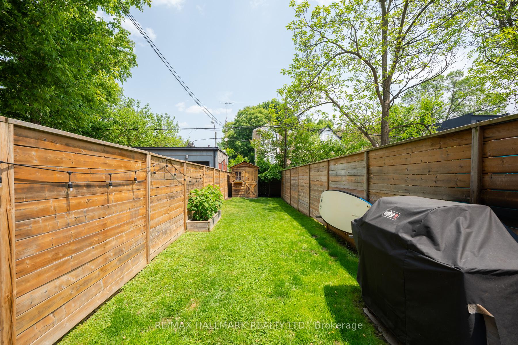 Photo 24 of 33 Ashdale Avenue, Toronto, Greenwood-Coxwell — HOMEH