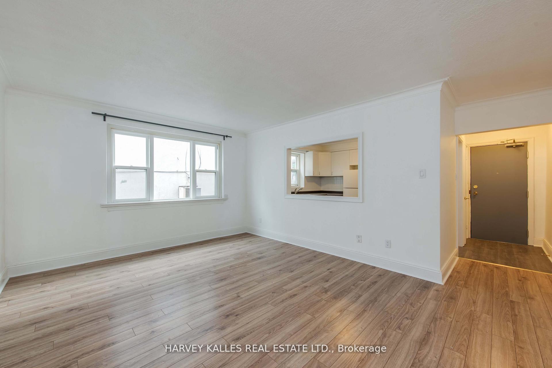 Photo 8 of Unit 11, 2905 St Clair Avenue E, Toronto, O'Connor-Parkview — HOMEH