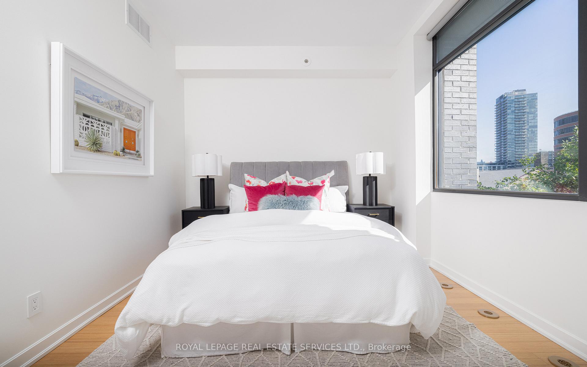 Photo 11 of 9B Gilead Place, Toronto, Moss Park — HOMEH