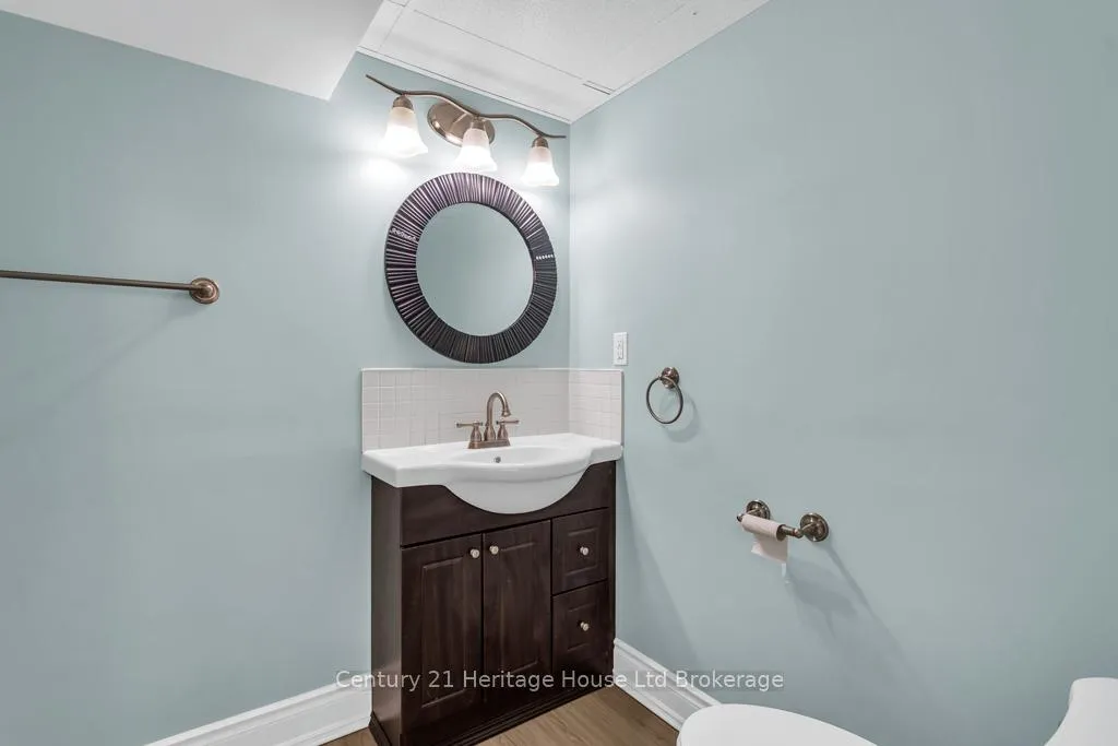 Photo 32 of 43 Concession Street E, Tillsonburg — HOMEH