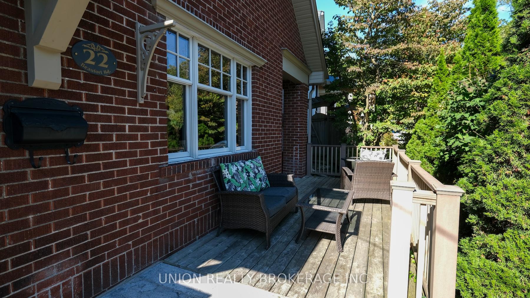 Photo 2 of 22 Beaufort Road, Toronto, The Beaches — HOMEH