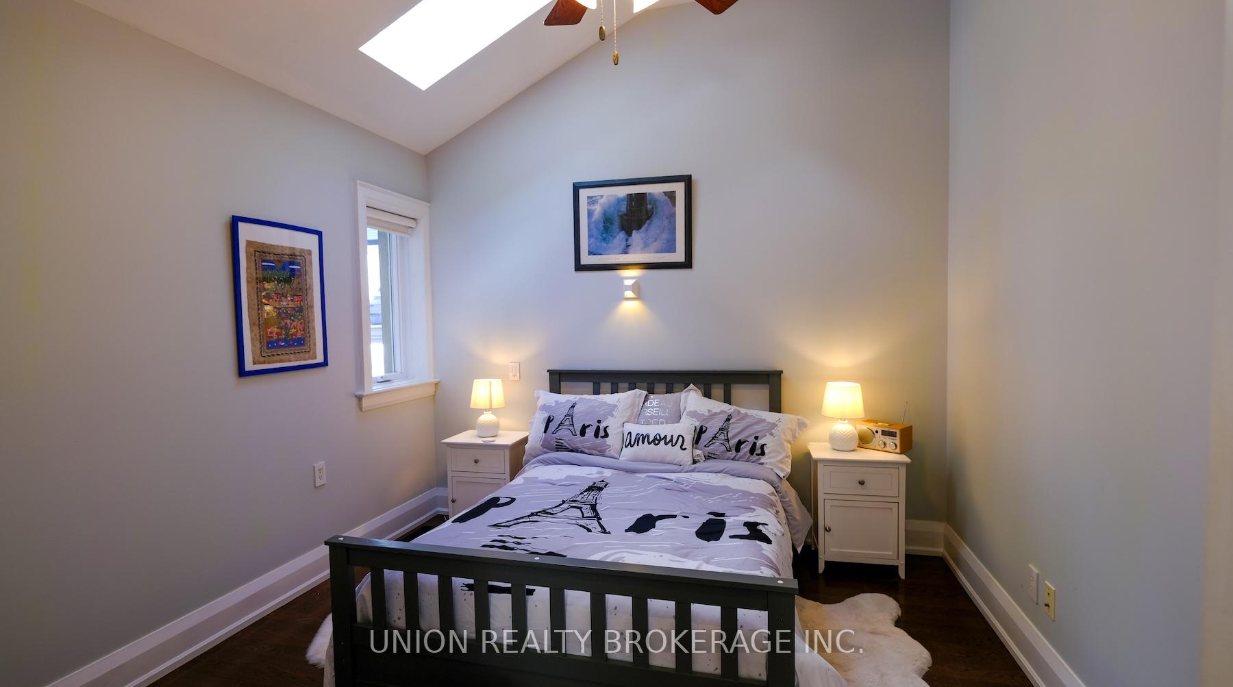 Photo 19 of 22 Beaufort Road, Toronto, The Beaches — HOMEH