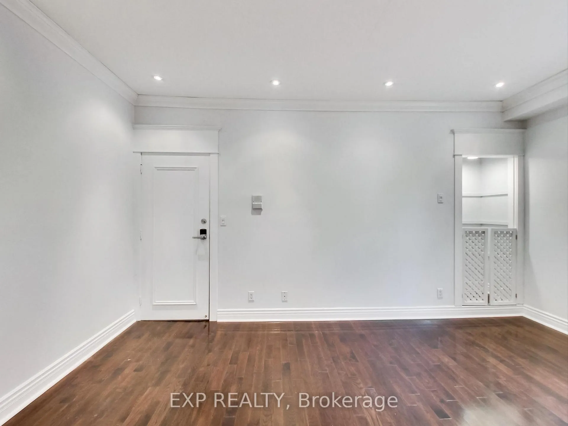 Photo 9 of Unit Unit 3, 38 River Street, Toronto, Regent Park — HOMEH