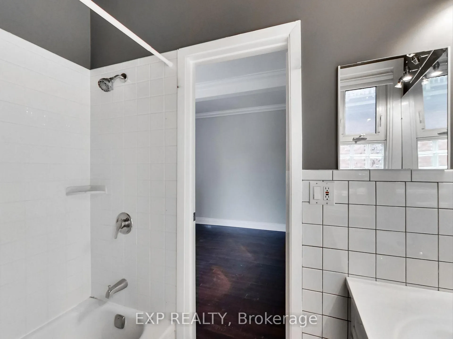 Photo 14 of Unit Unit 3, 38 River Street, Toronto, Regent Park — HOMEH