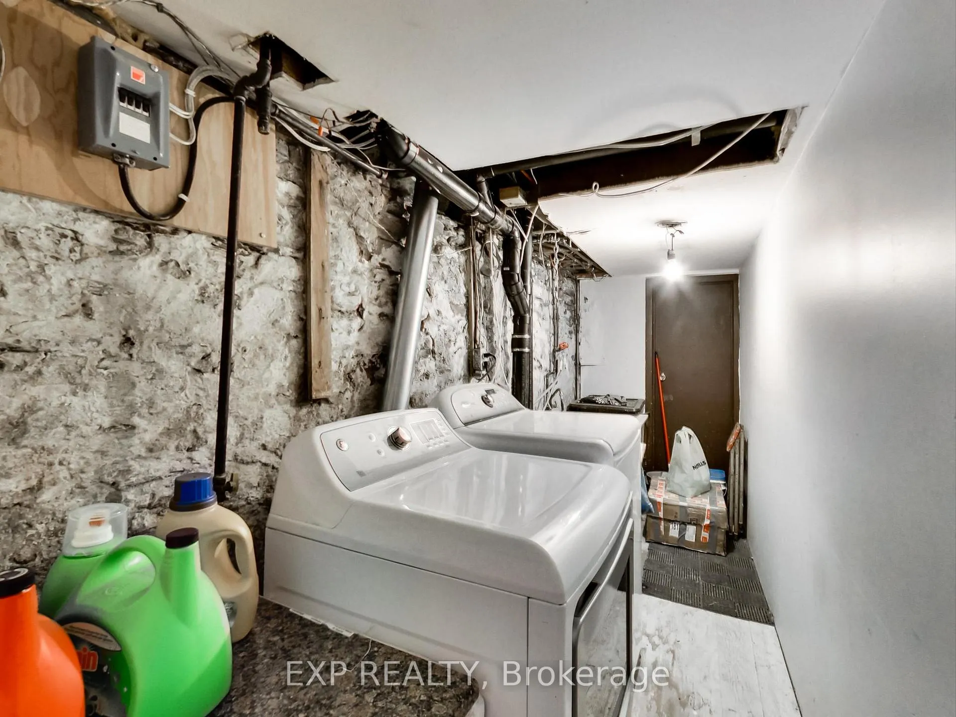 Photo 21 of Unit Unit 3, 38 River Street, Toronto, Regent Park — HOMEH