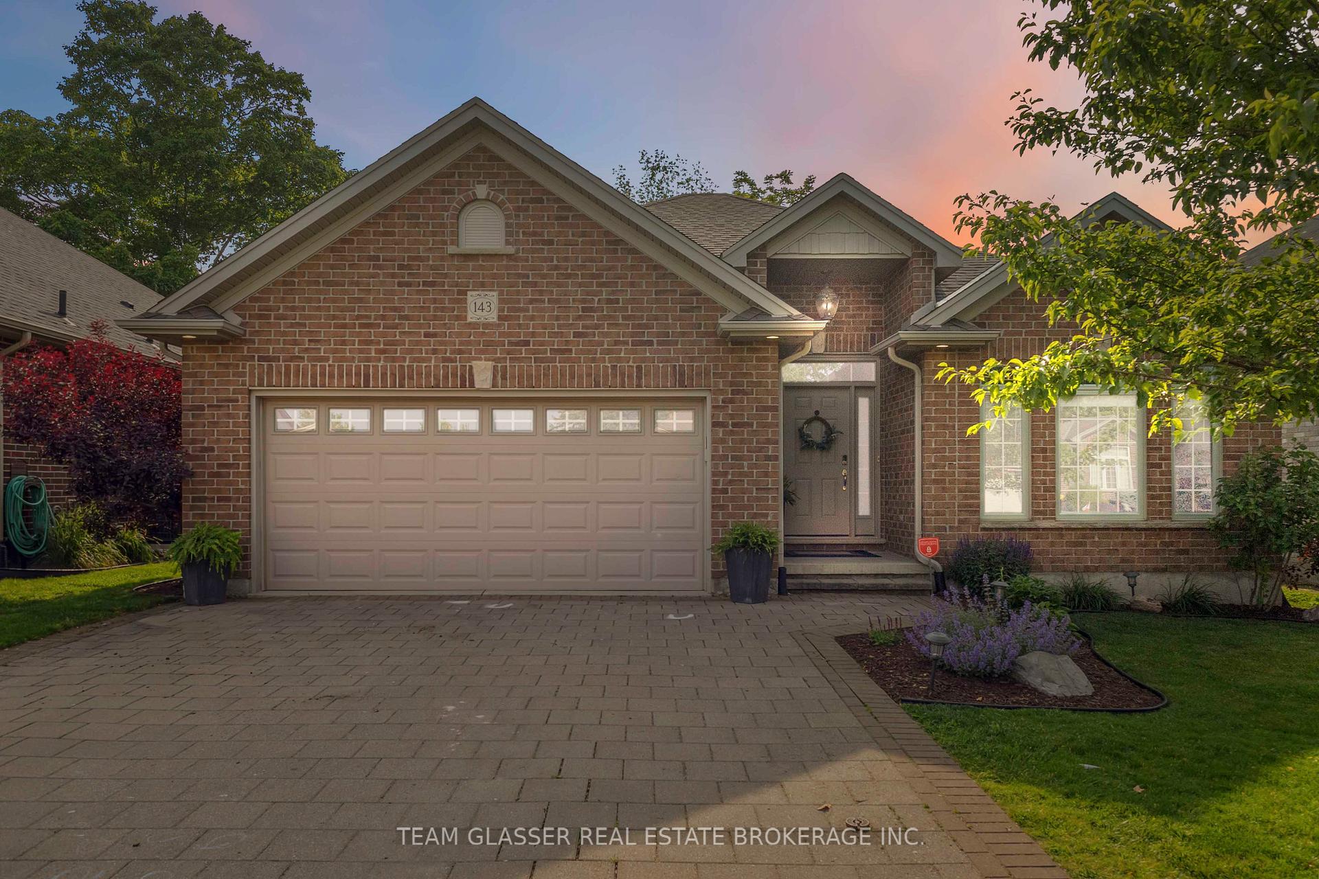 Photo 1 of 143 Deborah Drive, Strathroy-Caradoc, NE — HOMEH