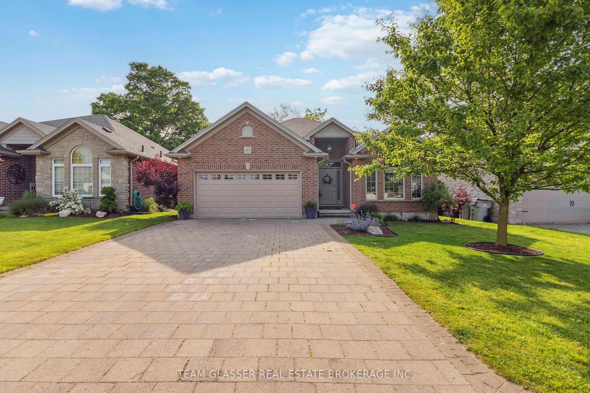 Photo 3 of 143 Deborah Drive, Strathroy-Caradoc, NE — HOMEH