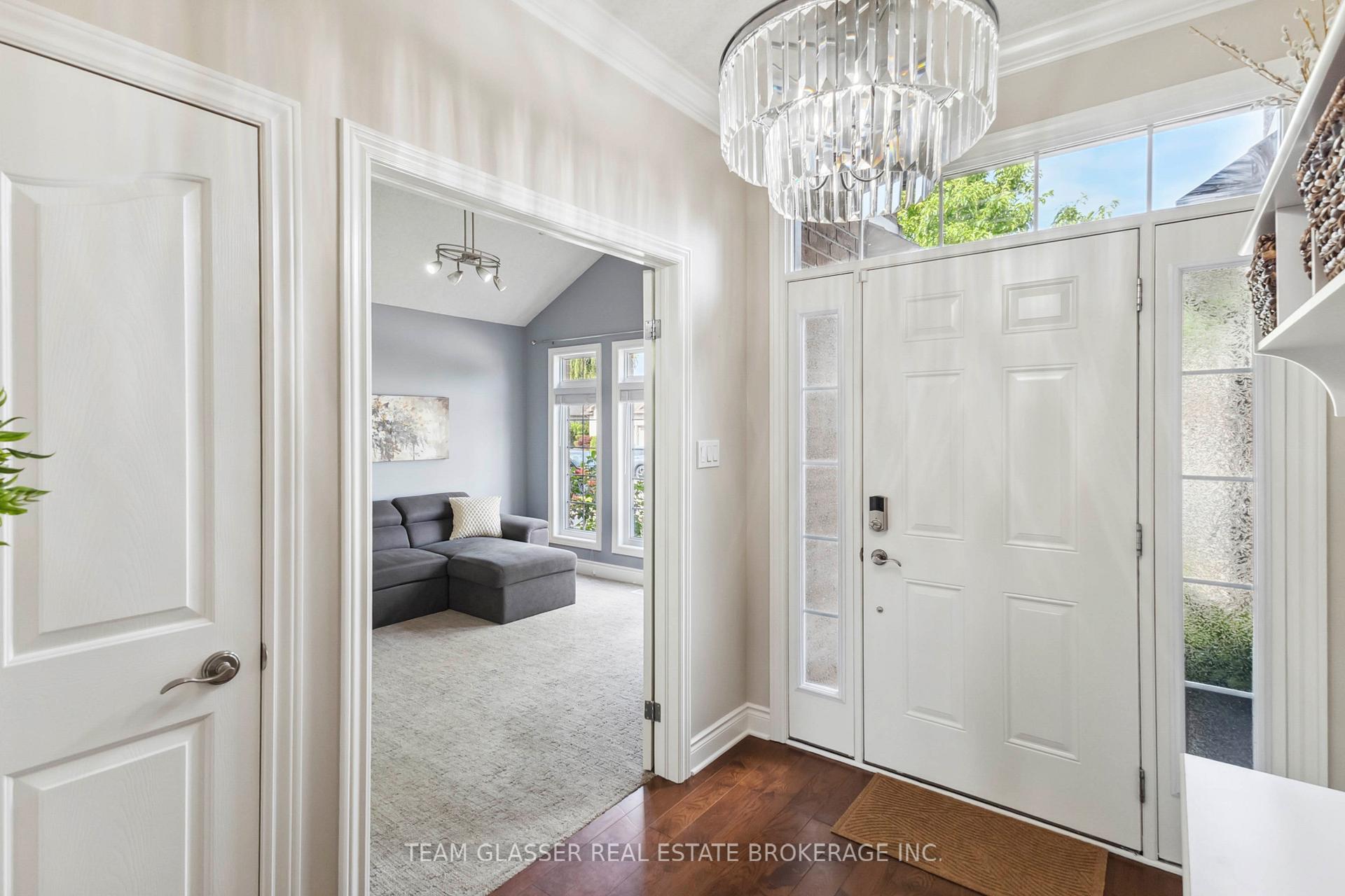 Photo 7 of 143 Deborah Drive, Strathroy-Caradoc, NE — HOMEH