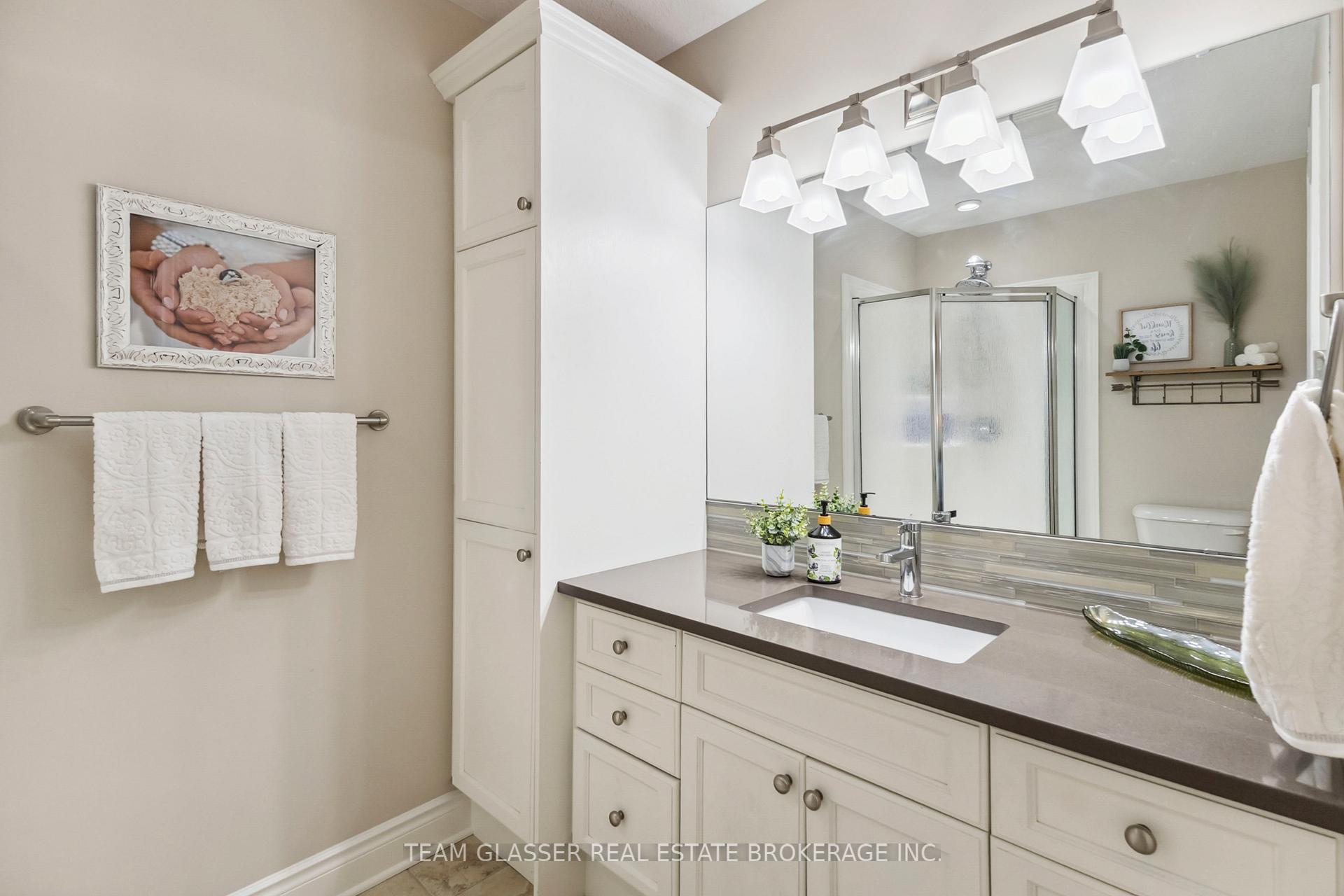 Photo 32 of 143 Deborah Drive, Strathroy-Caradoc, NE — HOMEH