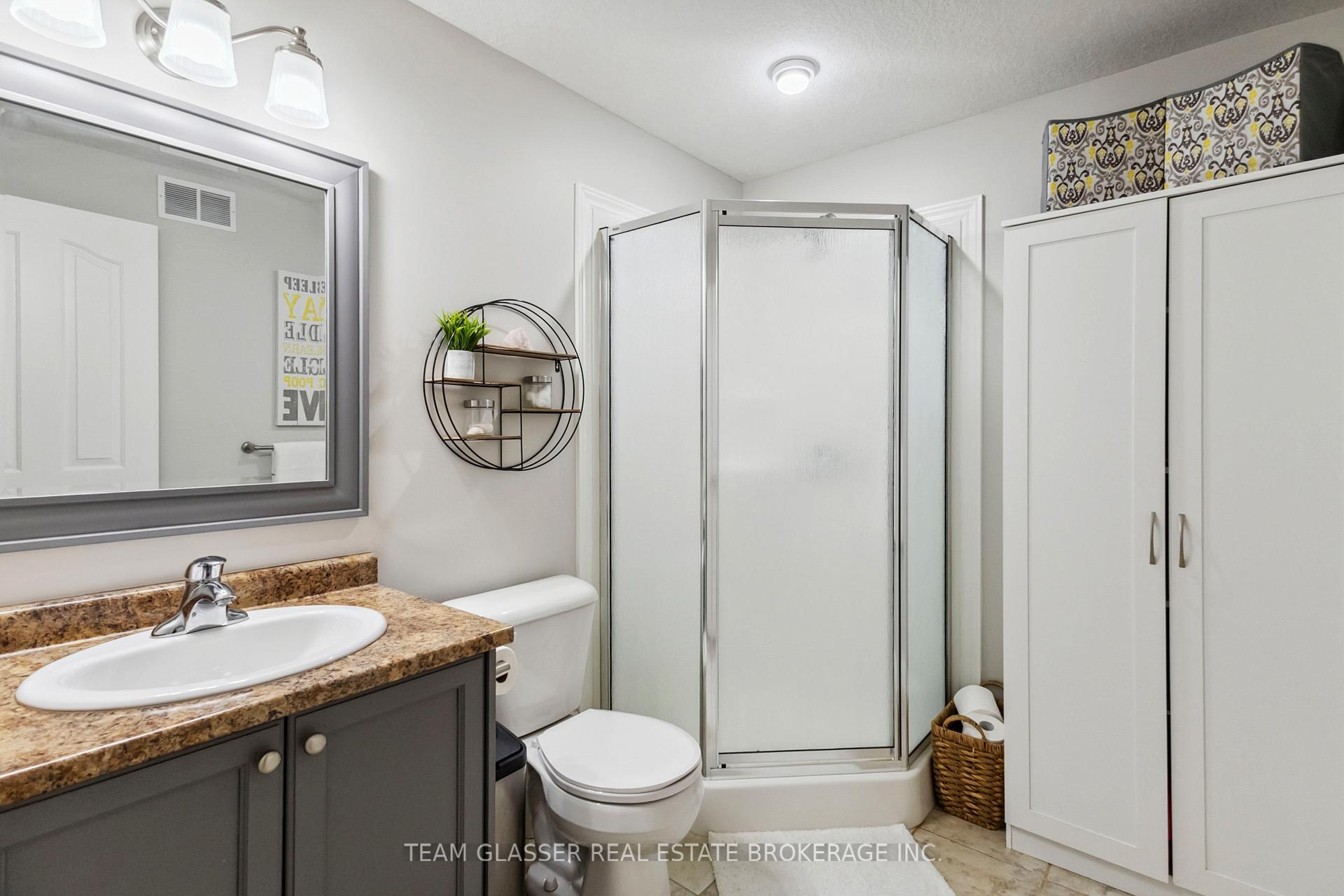 Photo 34 of 143 Deborah Drive, Strathroy-Caradoc, NE — HOMEH