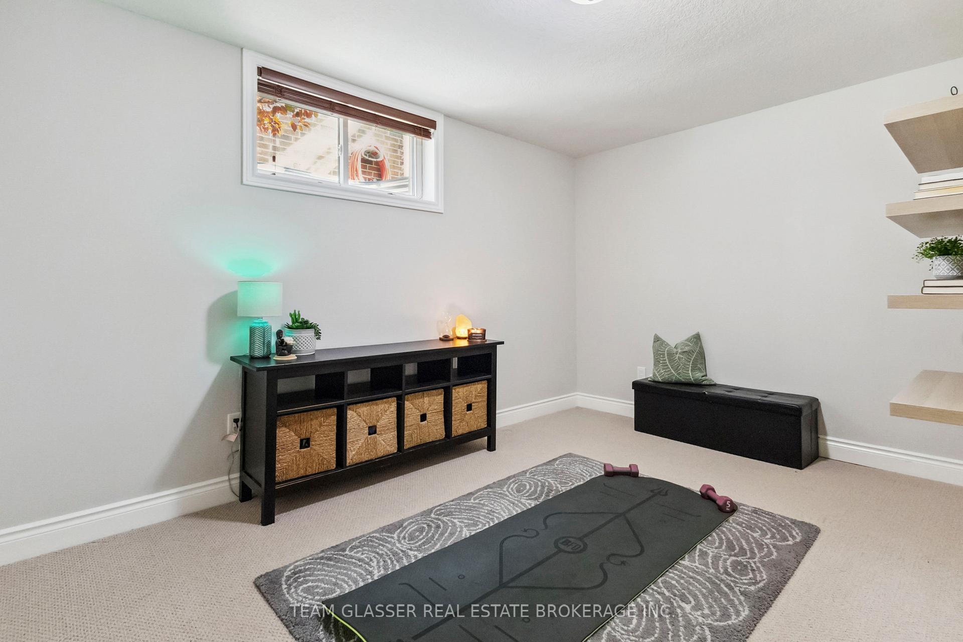 Photo 36 of 143 Deborah Drive, Strathroy-Caradoc, NE — HOMEH