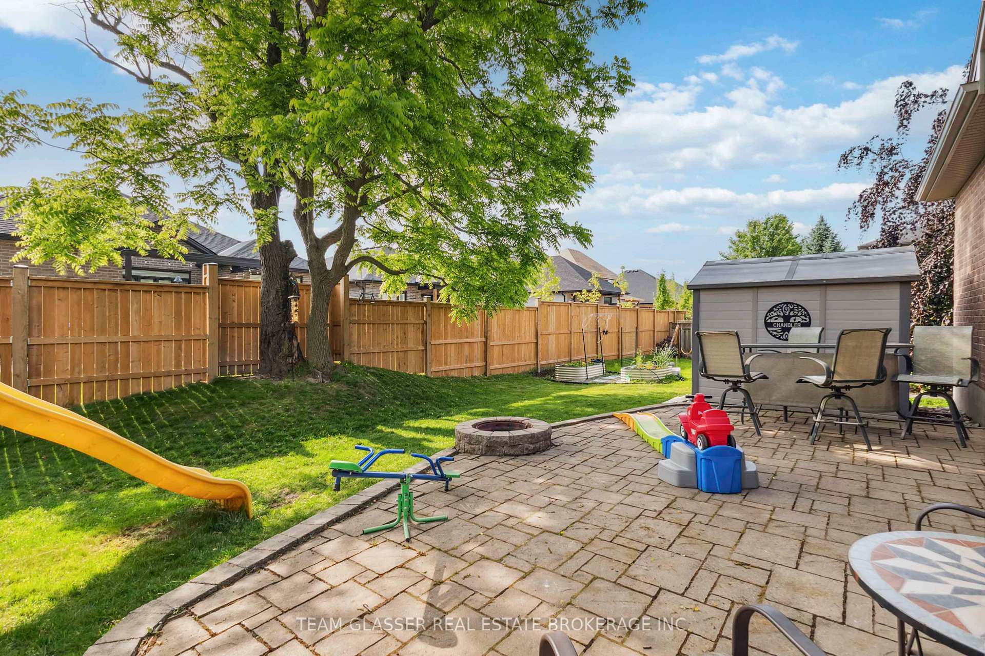 Photo 46 of 143 Deborah Drive, Strathroy-Caradoc, NE — HOMEH
