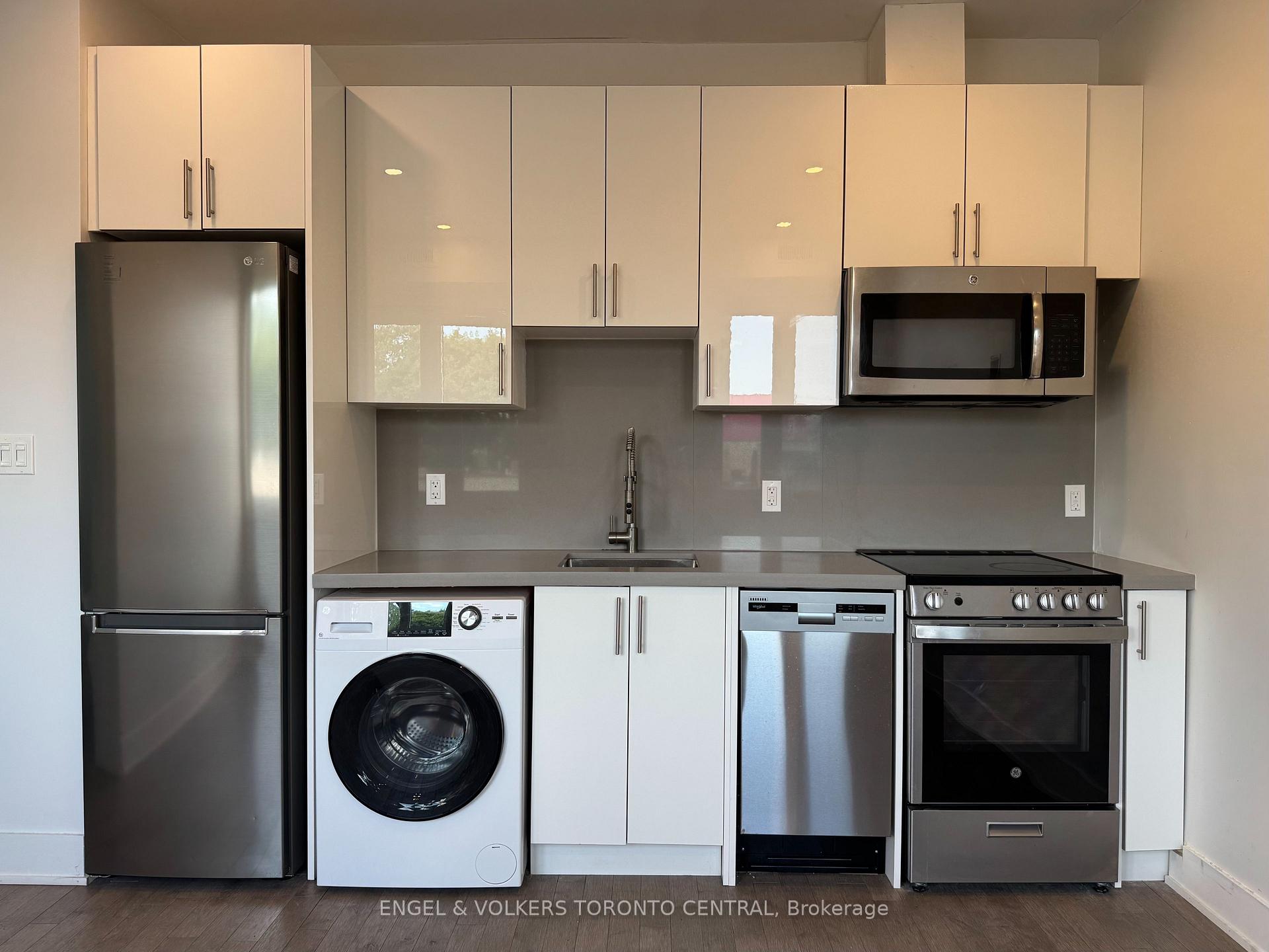Front of Unit 2, 1415 Gerrard Street E
