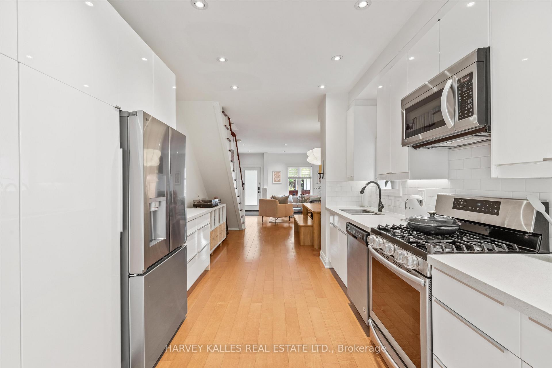 Photo 12 of 89 Empire Avenue, Toronto, South Riverdale — HOMEH