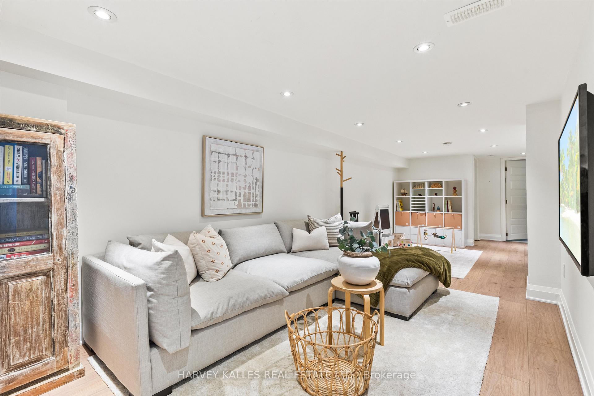 Photo 22 of 89 Empire Avenue, Toronto, South Riverdale — HOMEH