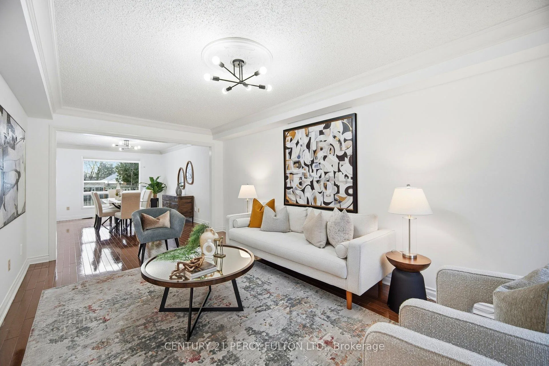 Photo 4 of 896 Darwin Drive, Pickering, Dunbarton — HOMEH
