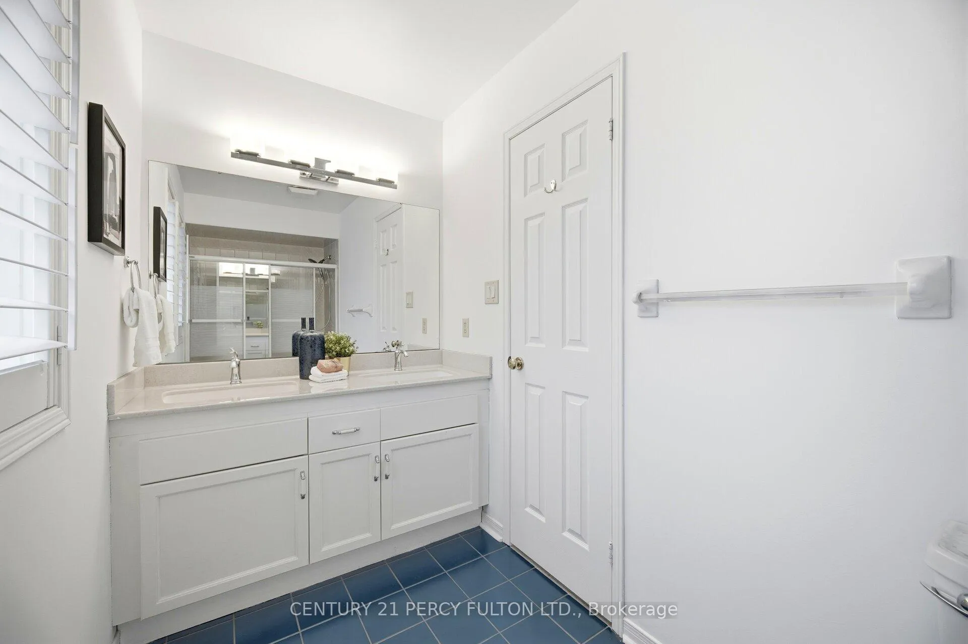 Photo 32 of 896 Darwin Drive, Pickering, Dunbarton — HOMEH