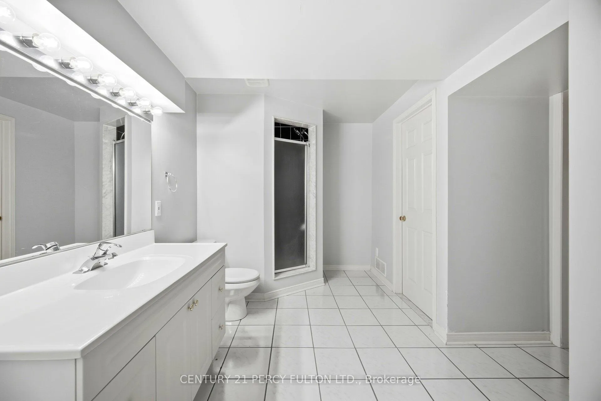 Photo 40 of 896 Darwin Drive, Pickering, Dunbarton — HOMEH