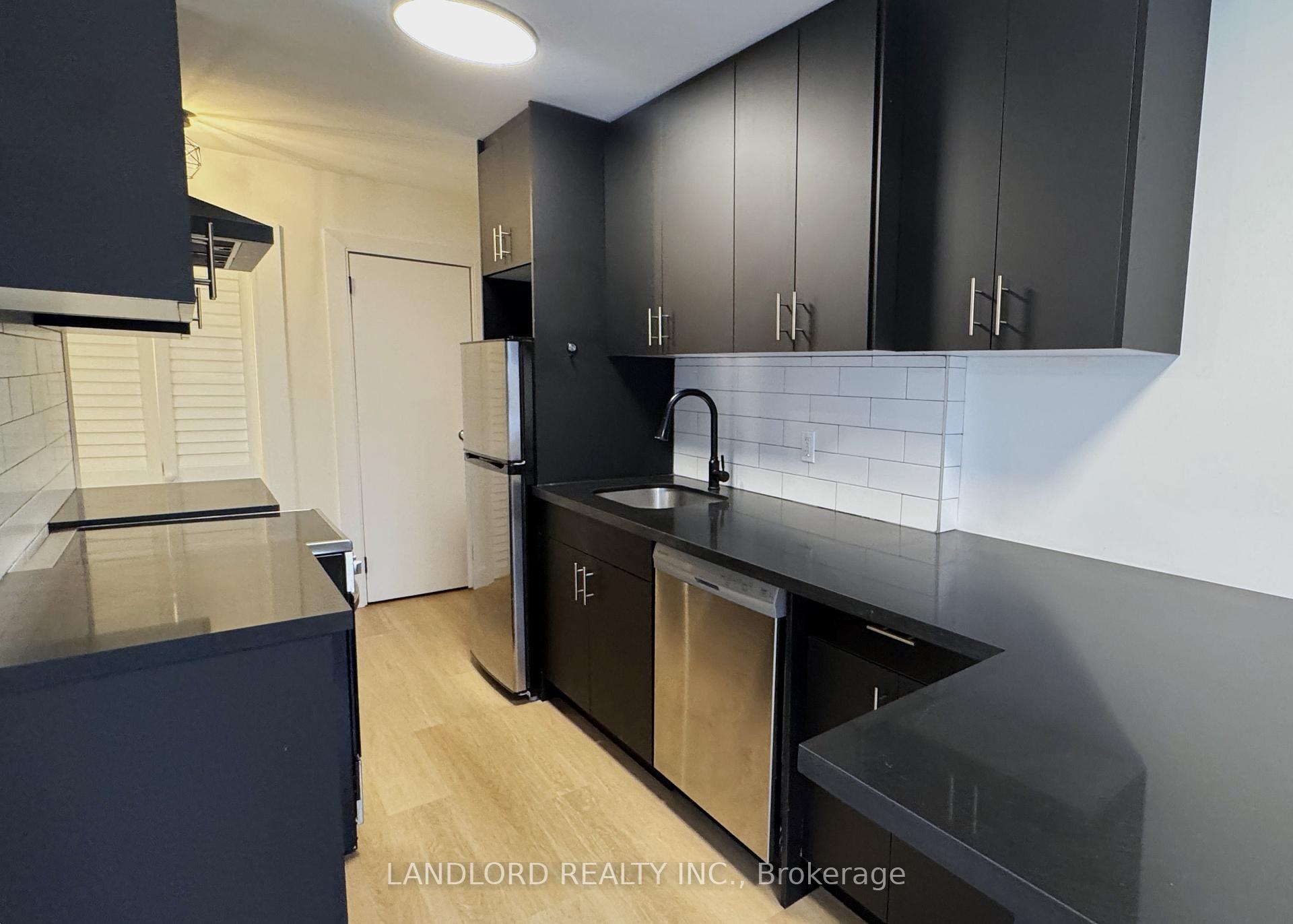 Photo 5 of Unit 101, 420 Eglinton Avenue E, Toronto, Mount Pleasant East — HOMEH