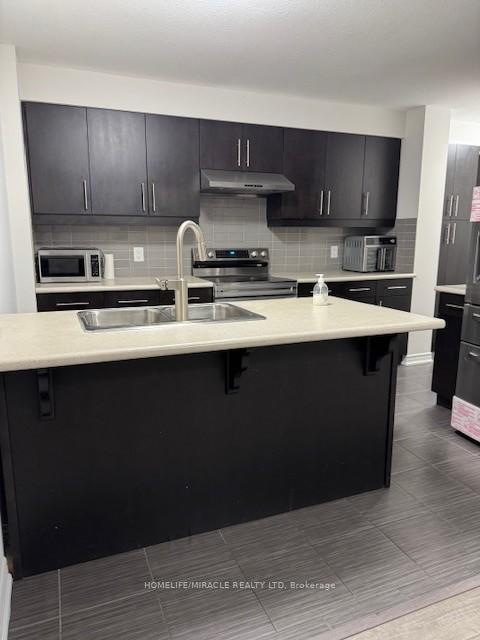 Photo 4 of 173 Winterberry Boulevard, Thorold, Confederation Heights — HOMEH