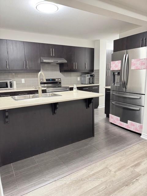 Photo 5 of 173 Winterberry Boulevard, Thorold, Confederation Heights — HOMEH