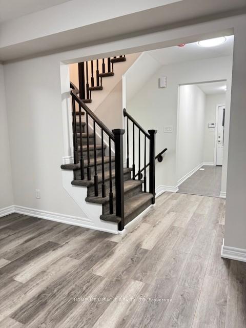 Photo 7 of 173 Winterberry Boulevard, Thorold, Confederation Heights — HOMEH