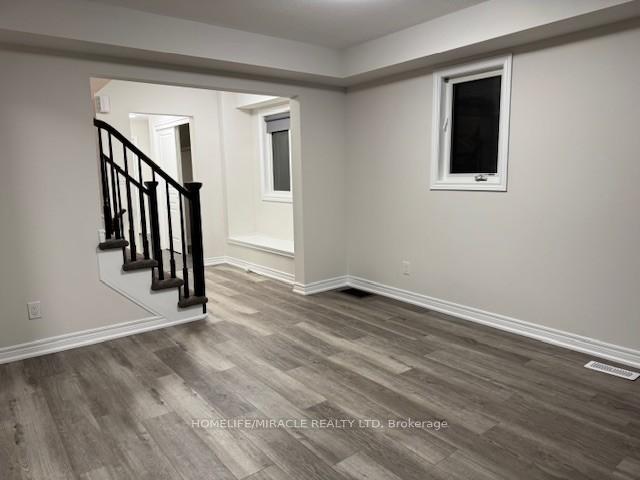 Photo 8 of 173 Winterberry Boulevard, Thorold, Confederation Heights — HOMEH