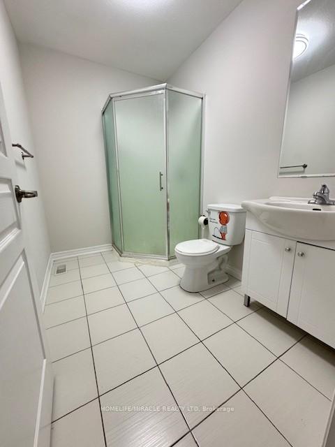 Photo 23 of 173 Winterberry Boulevard, Thorold, Confederation Heights — HOMEH