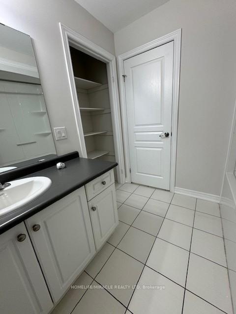 Photo 28 of 173 Winterberry Boulevard, Thorold, Confederation Heights — HOMEH