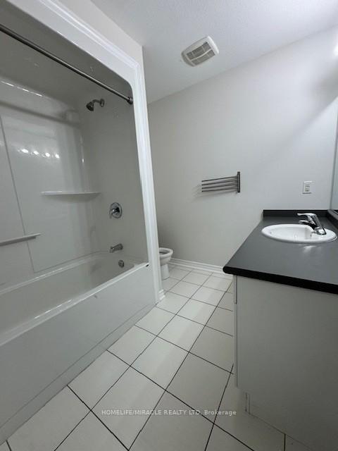 Photo 29 of 173 Winterberry Boulevard, Thorold, Confederation Heights — HOMEH