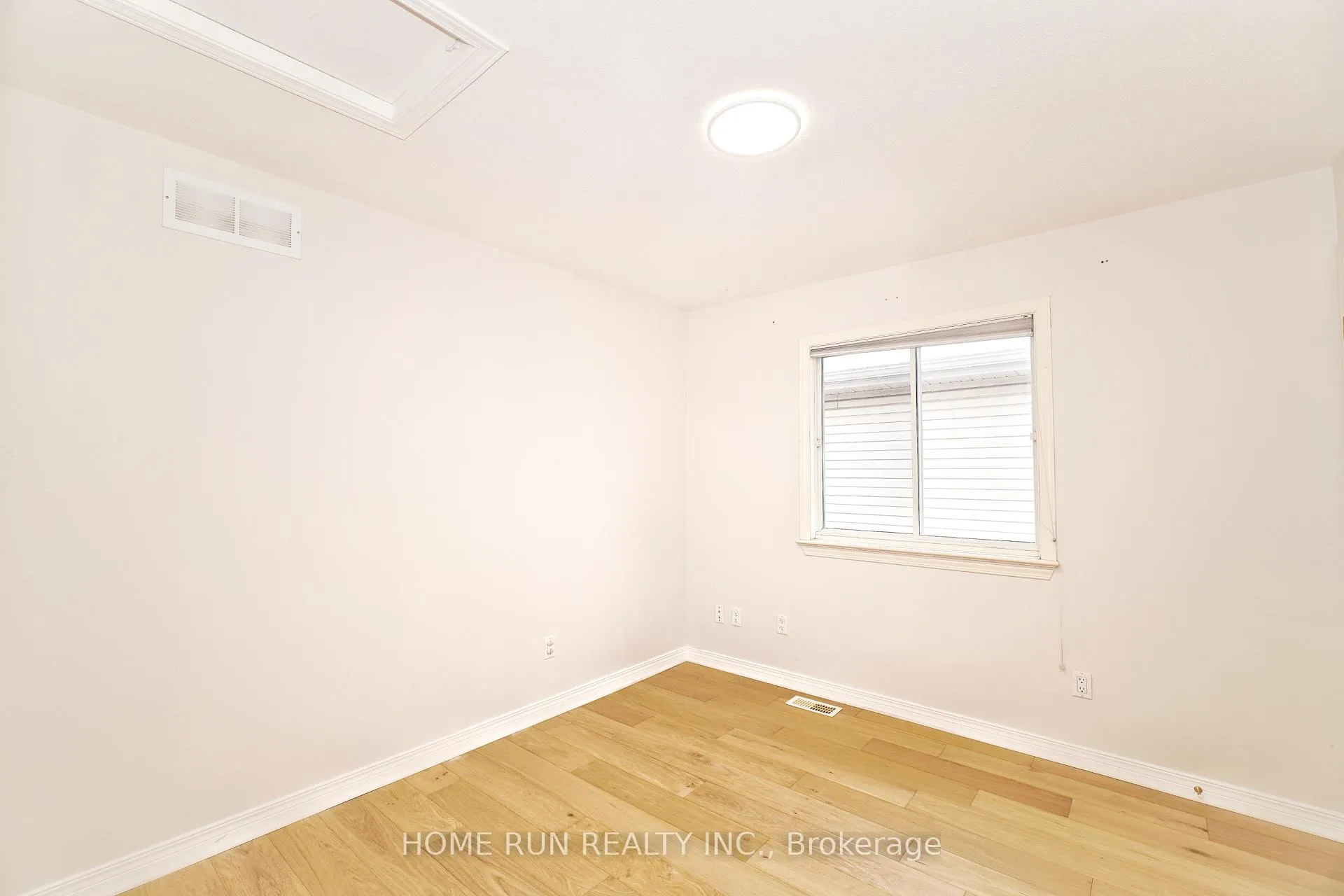 Photo 25 of 15 Evanshen Crescent, Ottawa, Kanata - Kanata Lakes/Heritage Hills — HOMEH