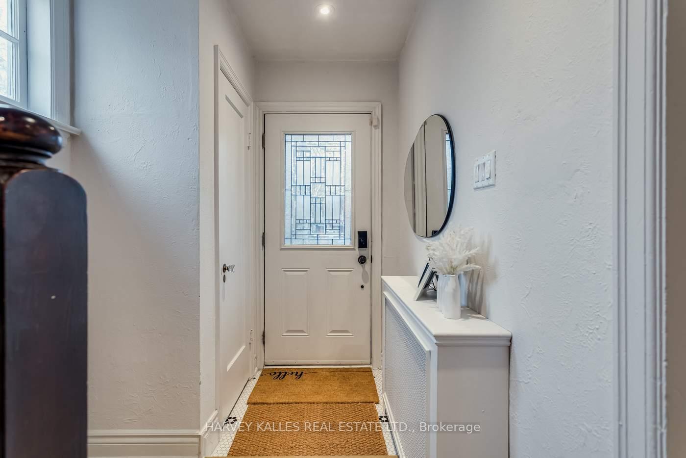 Photo 2 of 138 Banff Road, Toronto, Mount Pleasant East — HOMEH