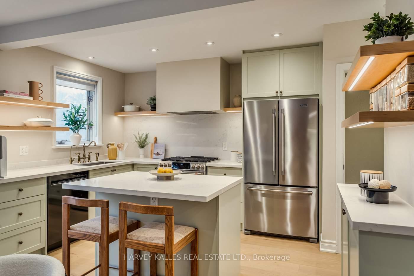 Photo 15 of 138 Banff Road, Toronto, Mount Pleasant East — HOMEH