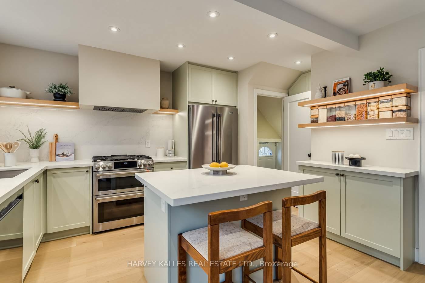 Photo 18 of 138 Banff Road, Toronto, Mount Pleasant East — HOMEH