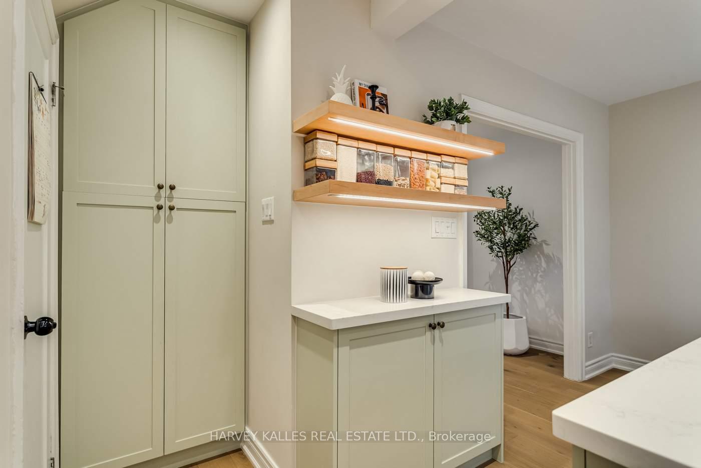 Photo 31 of 138 Banff Road, Toronto, Mount Pleasant East — HOMEH