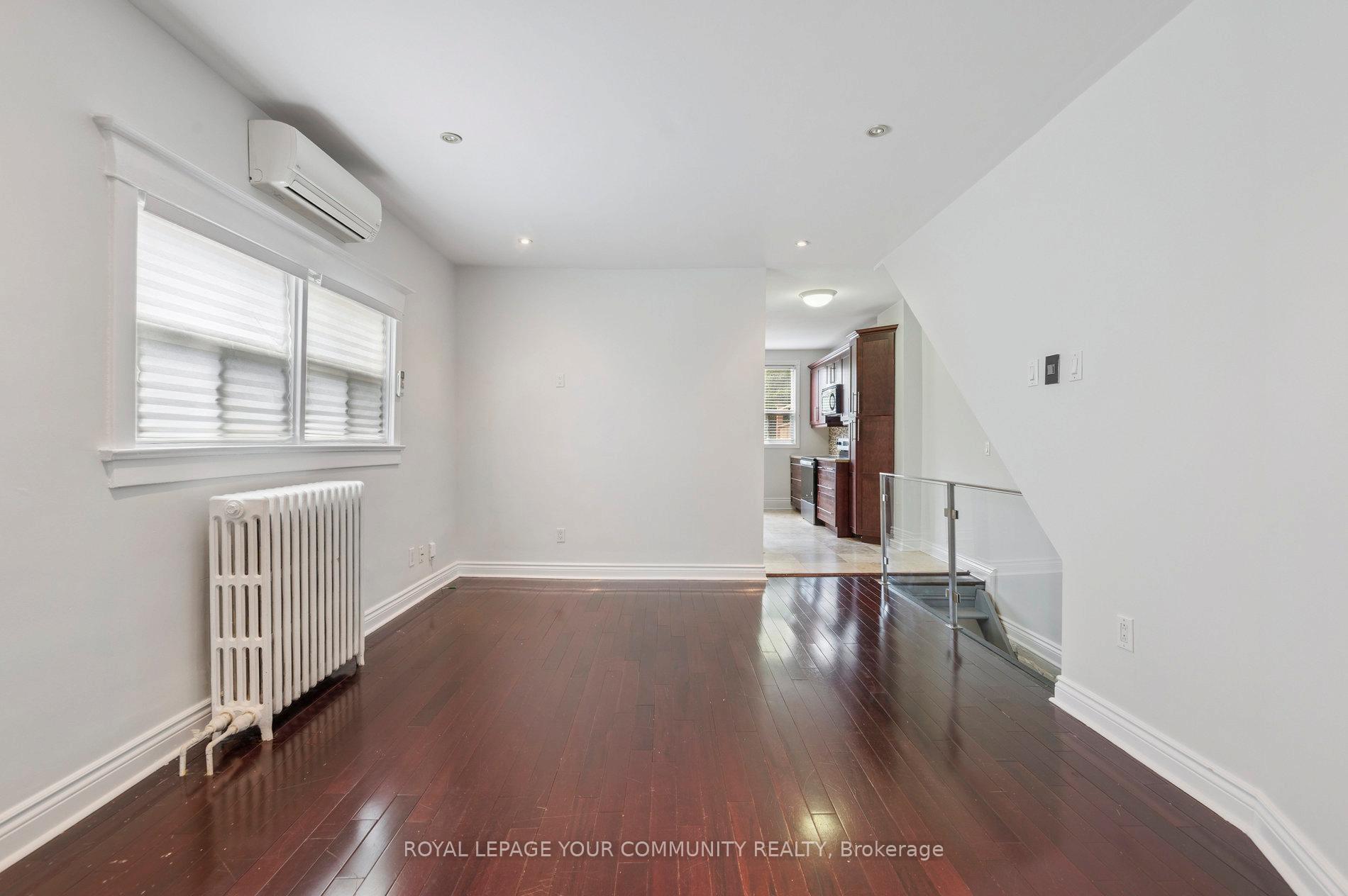 Photo 11 of Unit Unit 1, 10 Coxwell Avenue, Toronto, Greenwood-Coxwell — HOMEH