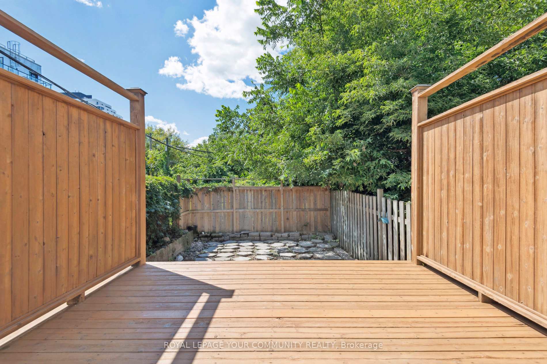 Photo 21 of Unit Unit 1, 10 Coxwell Avenue, Toronto, Greenwood-Coxwell — HOMEH