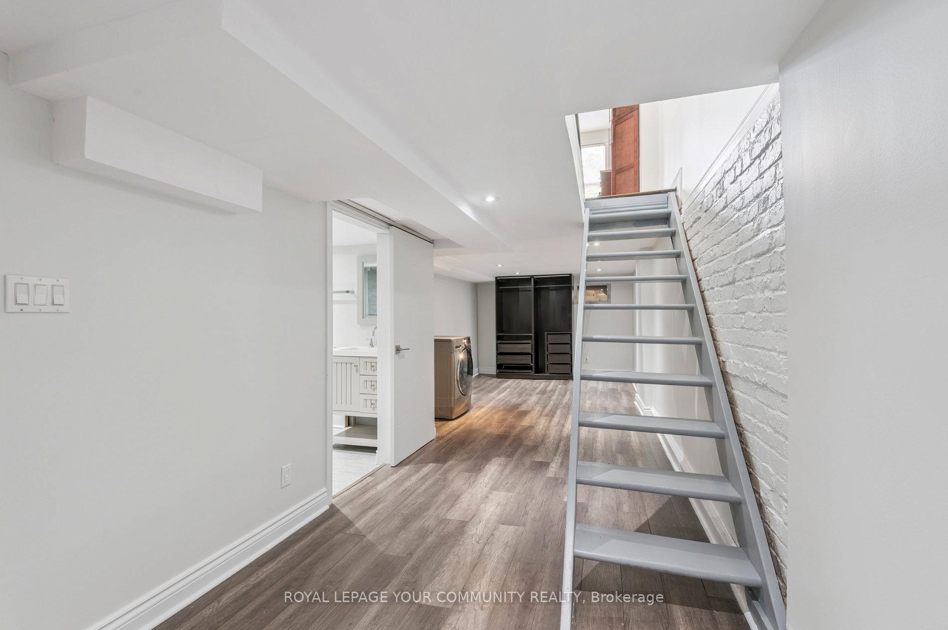 Photo 24 of Unit Unit 1, 10 Coxwell Avenue, Toronto, Greenwood-Coxwell — HOMEH