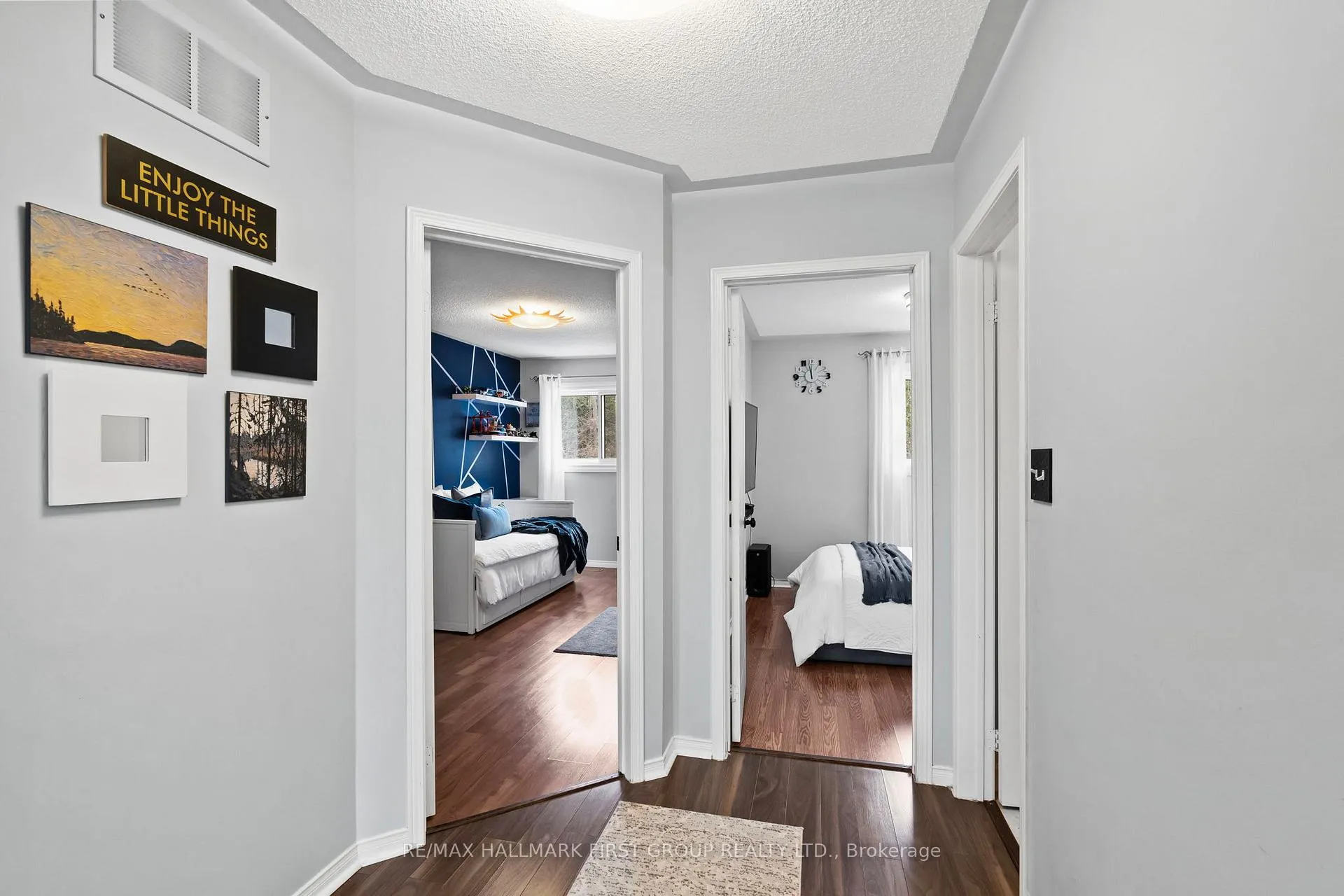Photo 15 of 1696 Woodgate Trail, Oshawa, Samac — HOMEH