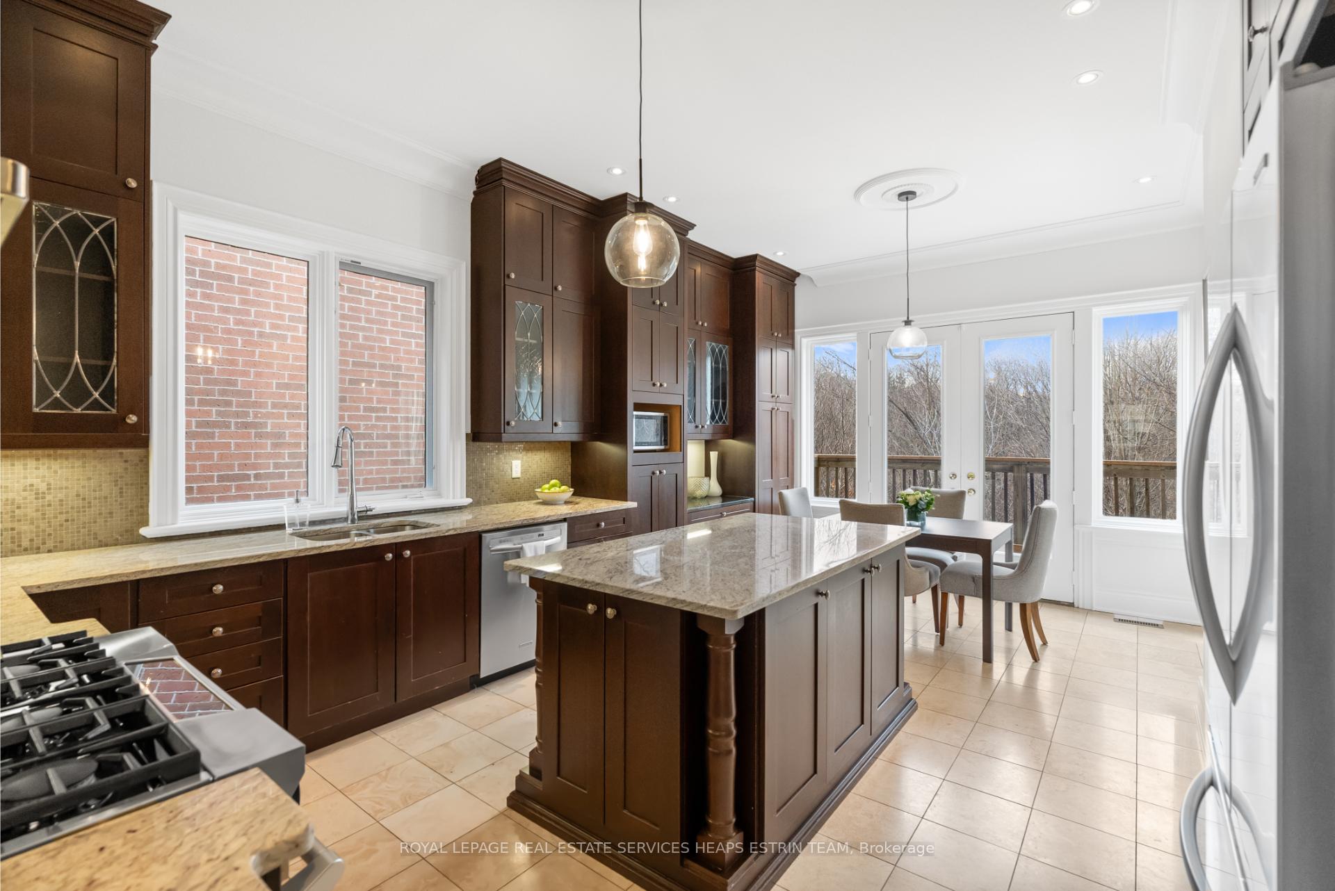 Photo 26 of 30 True Davidson Drive, Toronto, Leaside — HOMEH