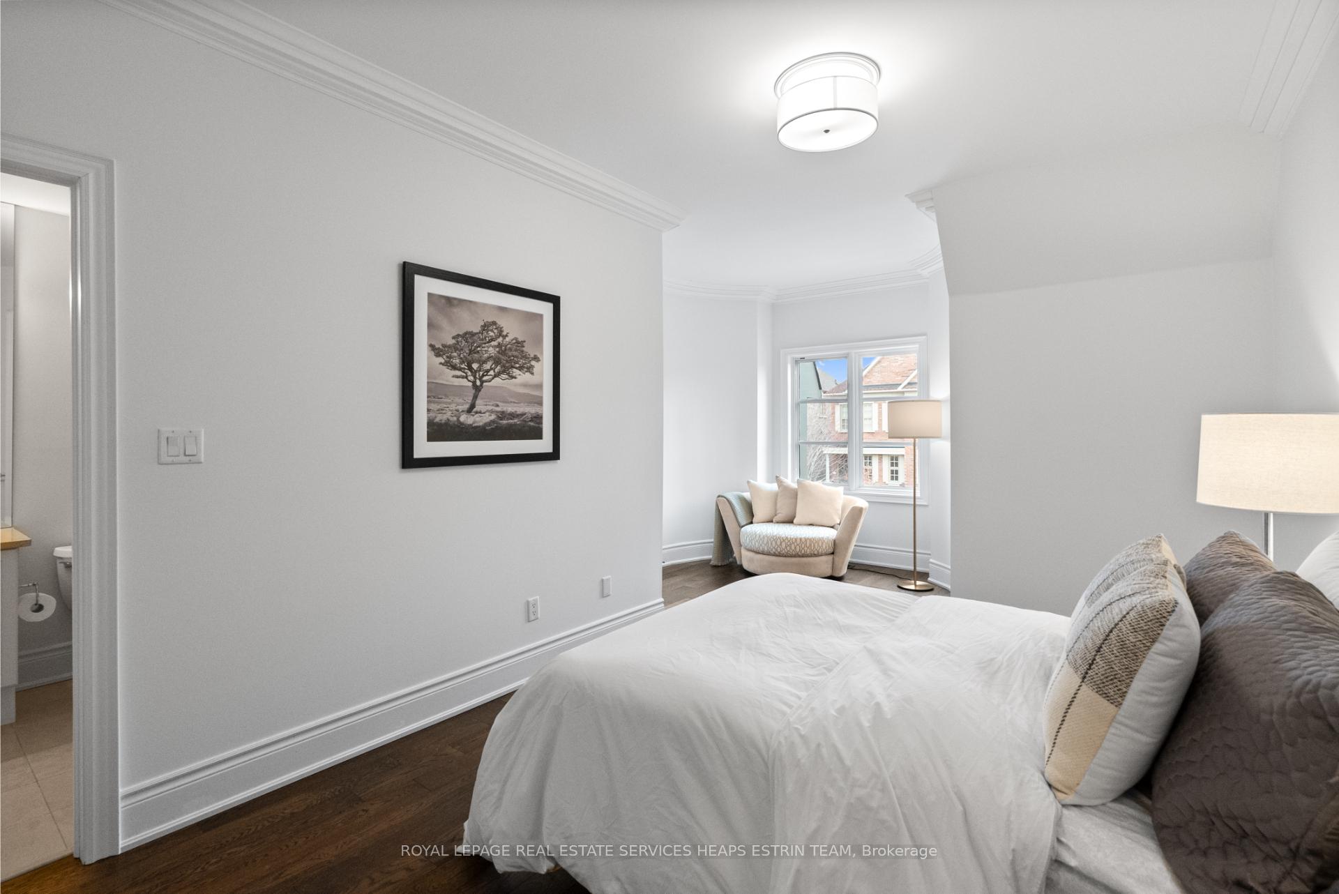 Photo 17 of 30 True Davidson Drive, Toronto, Leaside — HOMEH